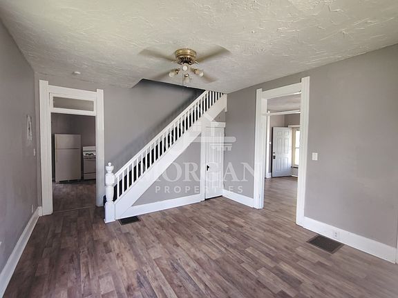 3rd image of 1013 W 4th St