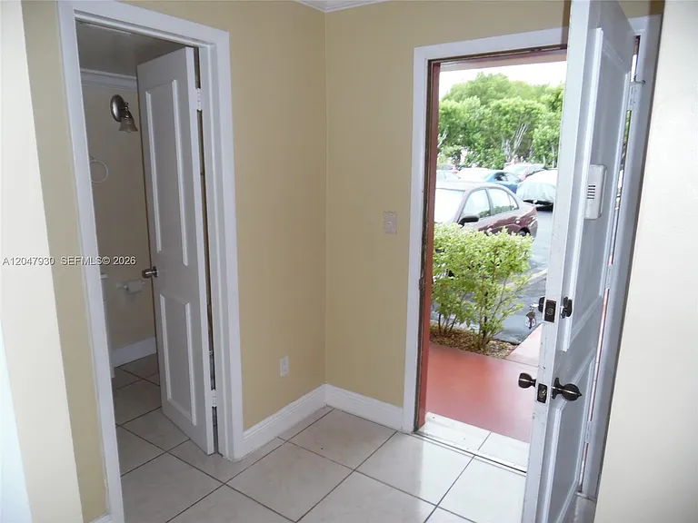 1501 NE 191st St #C107 — Photo 3