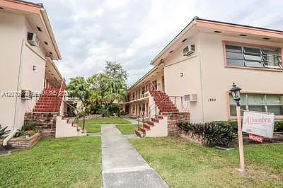 1250 S Alhambra Cir #18 — Photo 12