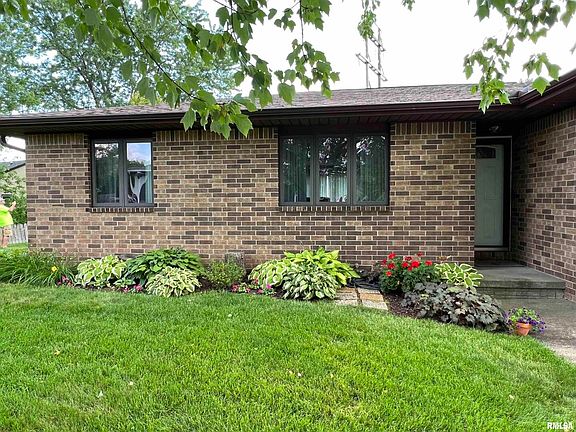 4th image of 4235 Winston Pl