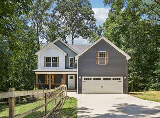 2320 Bearden Rd, Clarksville, TN 37043