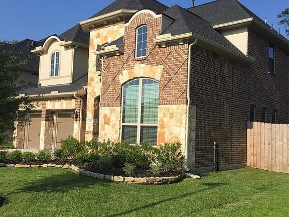 2nd image of 31425 Longwood Park Ln