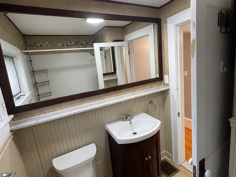 1404 E Park Pl — Photo 19