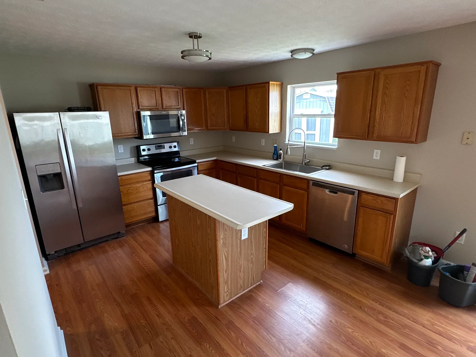 Quillen Court — Photo 3