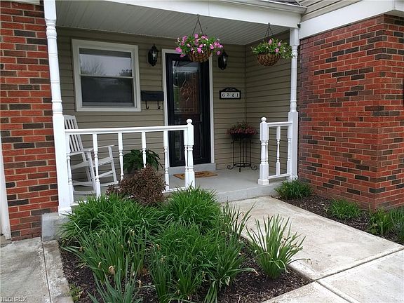 2nd image of 6321 Woodbury Hills Dr