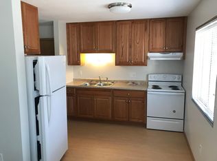 418 9th Ave NE #3, Minneapolis, MN 55413