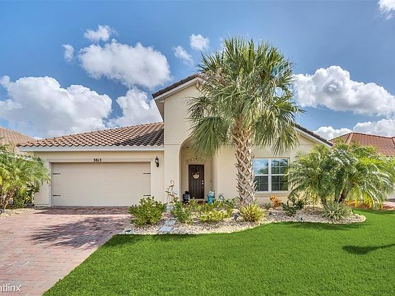 2nd image of 3813R Carrick Bend Dr