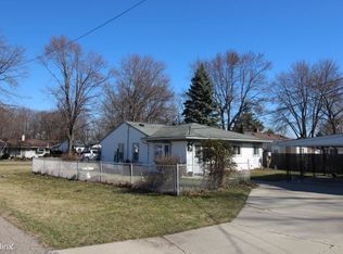 23681 Superior Rd, Taylor, MI 48180