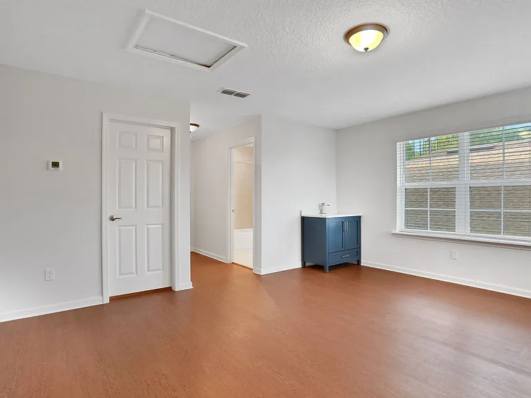 944 Laurel Valley Dr — Photo 42