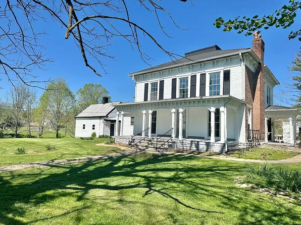 201 W Water St, Flemingsburg, KY 41041