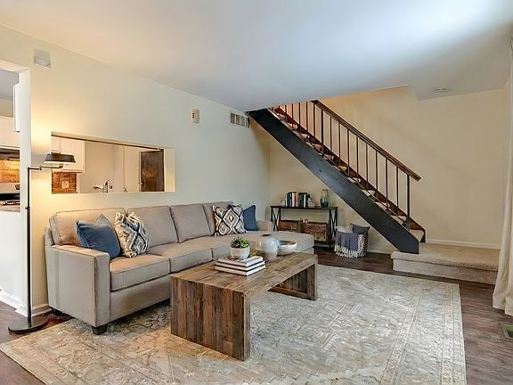 2nd image of 254 Sunset Ct #0