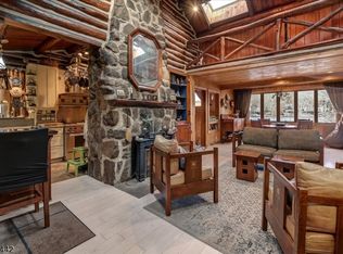 357 Cupsaw Dr, Ringwood, NJ 07456