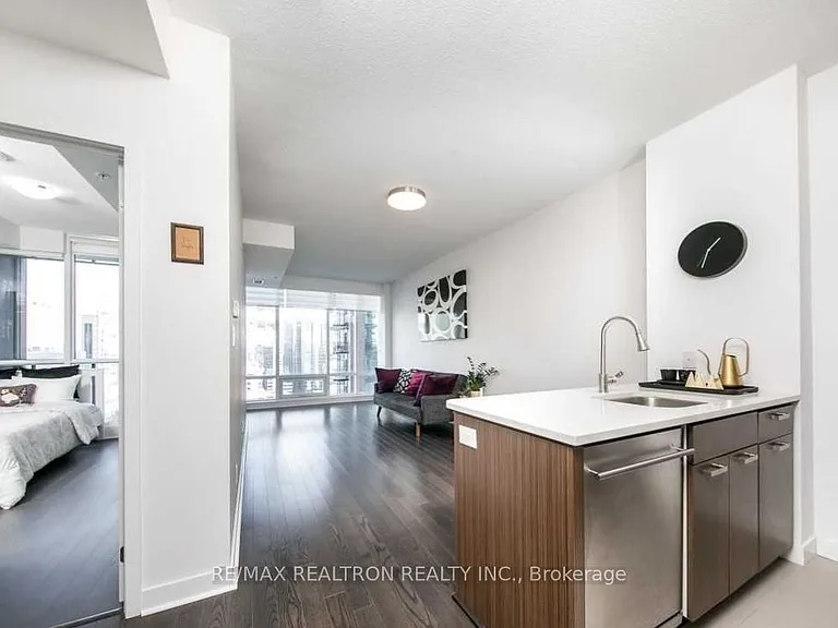 295 Adelaide St W #2405 — Photo 8