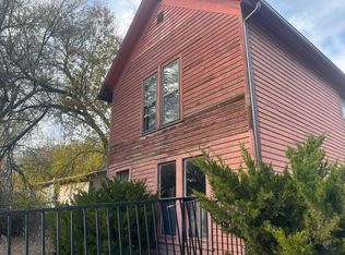 1902 Edgewood Ter, Hot Springs, SD 57747