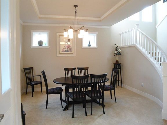 3rd image of 16627 NE 118th Way