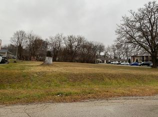 986 N Glenwood Dr, Silver Lake, WI 53170