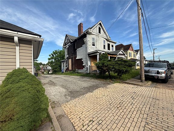 3rd image of 1213 Pirl St