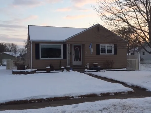 2322 Avenue A, Fort Madison, IA 52627