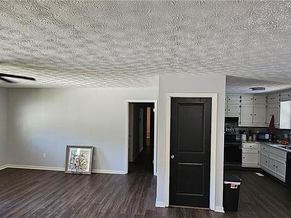 4th image of 249 Gibson Rd