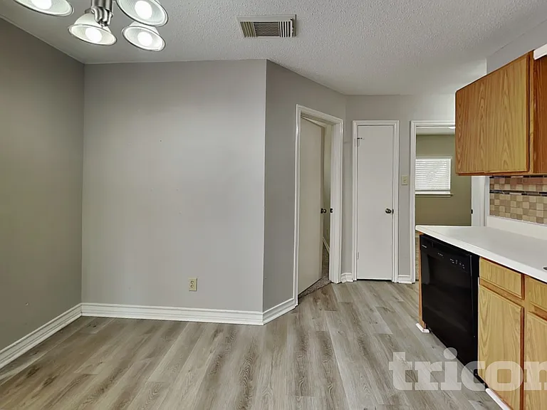 9503 Arcade Rdg — Photo 7