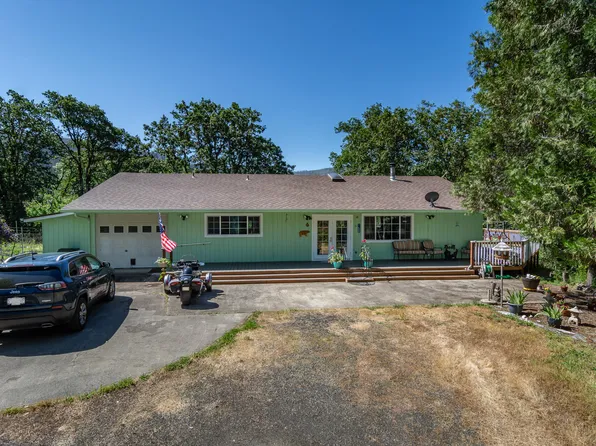 253 Kennaday Ln, Idleyld Park, OR 97447