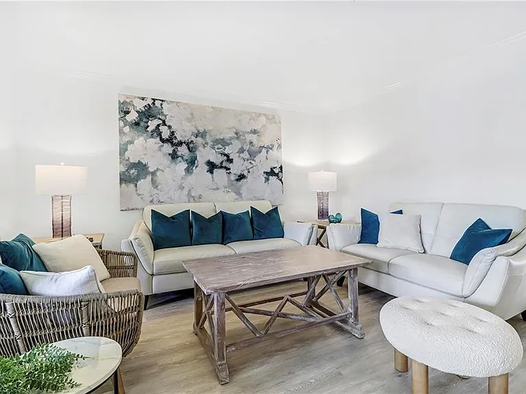 3000 Gulf Shore Blvd N #213 — Photo 18