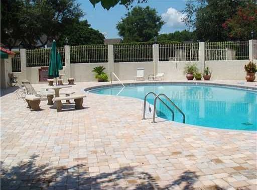 2nd image of 443 Hamptoncrest 307 Cir