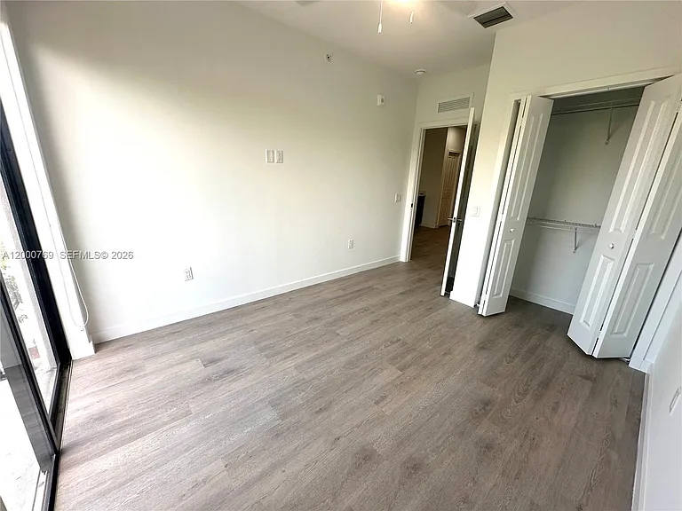 20 NE 19th Ave #304 — Photo 8