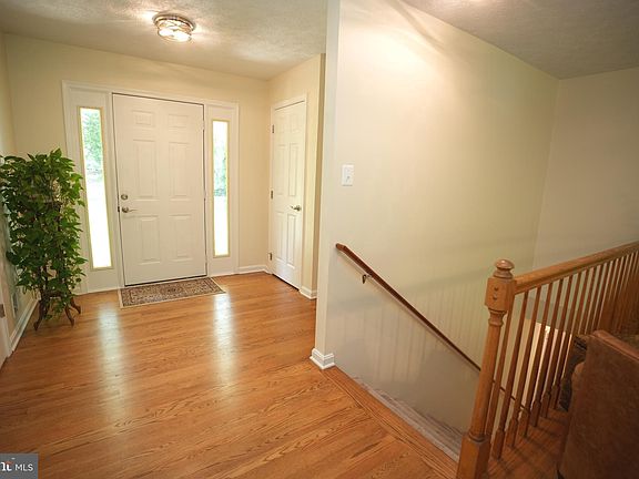 3rd image of 21034 Aster Dr