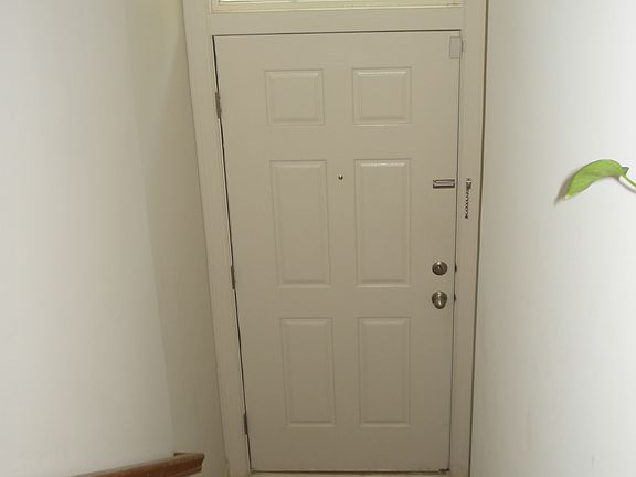 2nd image of 1737 Chiswick Ct