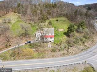 845 Martinsburg Rd, Berkeley Springs, WV 25411