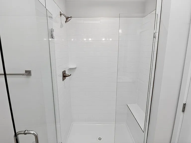 948 Broad River Ln — Photo 10