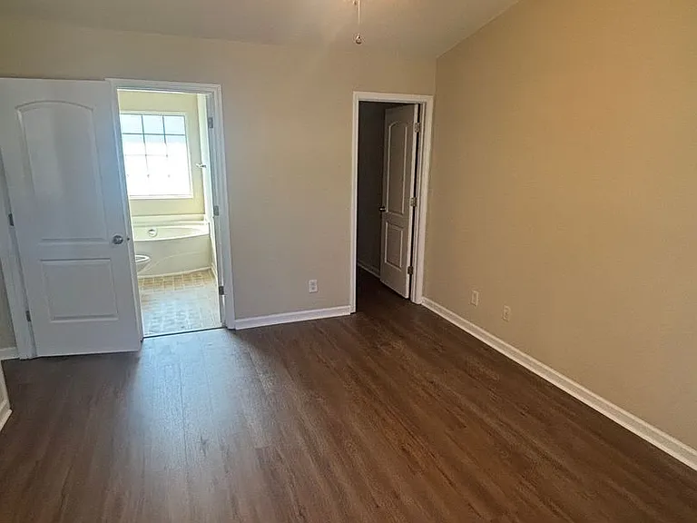 1626 Daisy Park Dr — Photo 6