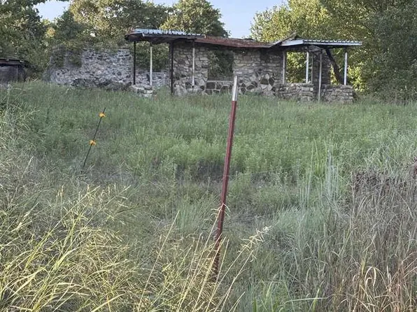 3801 Goad Rd, Marlow, OK 73055