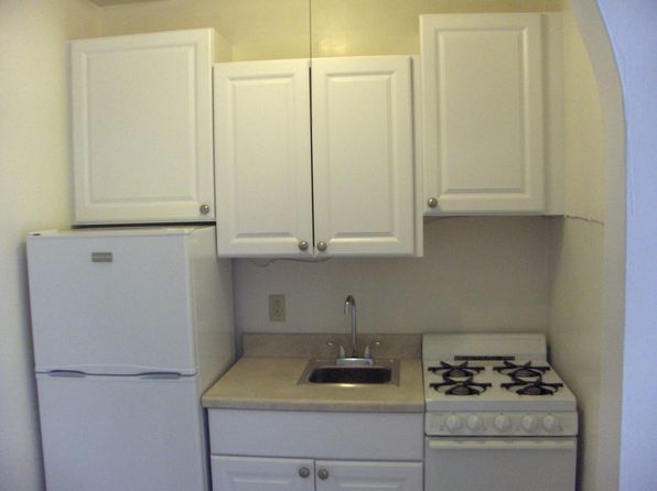 816 Simpson St APT 1AA