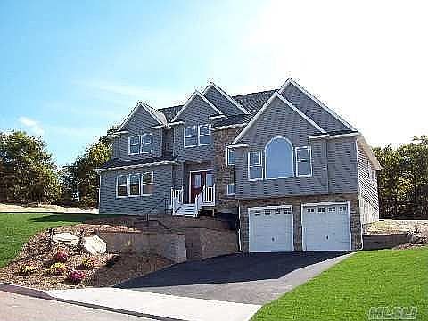 1st image of 32 Hickory Ave