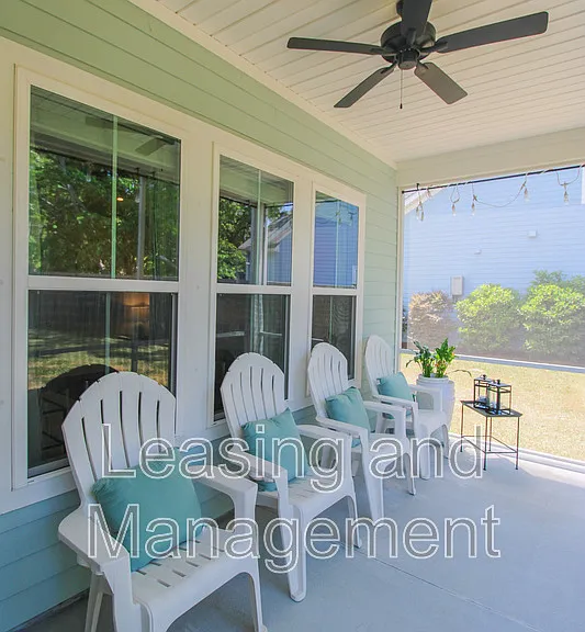2352 Lantern St — Photo 14