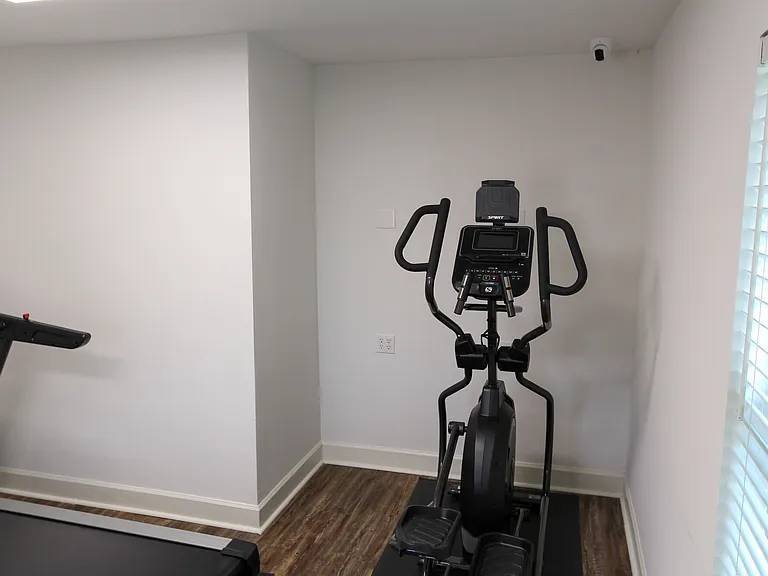 The Grayson — Photo 31