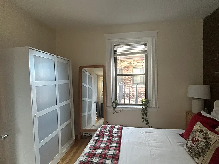 39 Hemenway St #11 — Photo 6