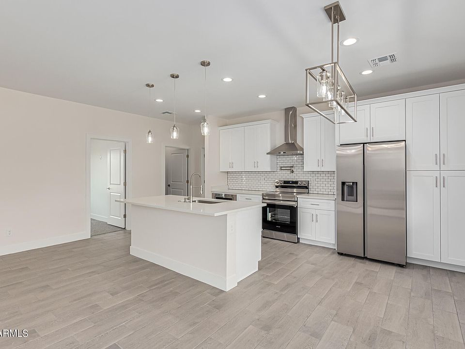 1st image of 35075 N PALM Drive