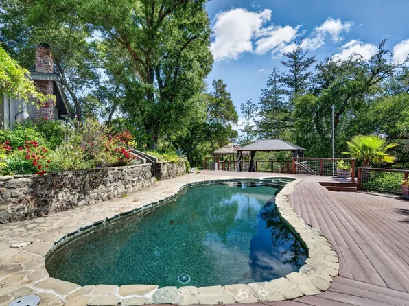 2348 Mill Creek Lane, Healdsburg, CA 95448