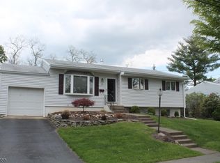 61 Lawrence Dr, Hackettstown, NJ 07840