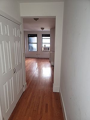 2nd image of 45 W 55th St APT 4G