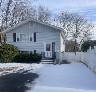 25 Cranston Ave, Dedham, MA, 02026