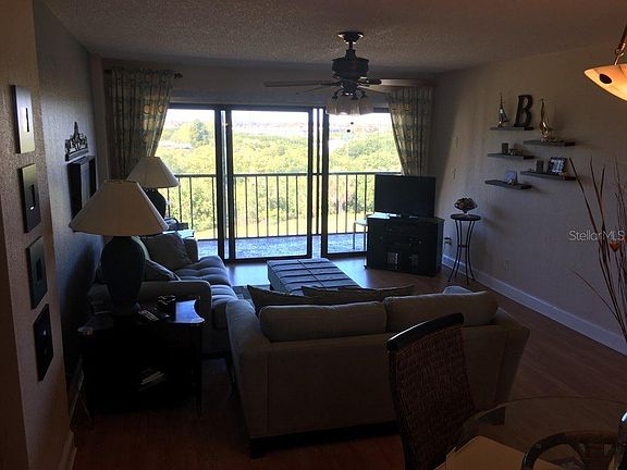 2nd image of 3200 Cove Cay Dr Unit 4E
