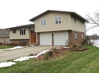 8383 Cowan Lake Dr NE, Rockford, MI 49341