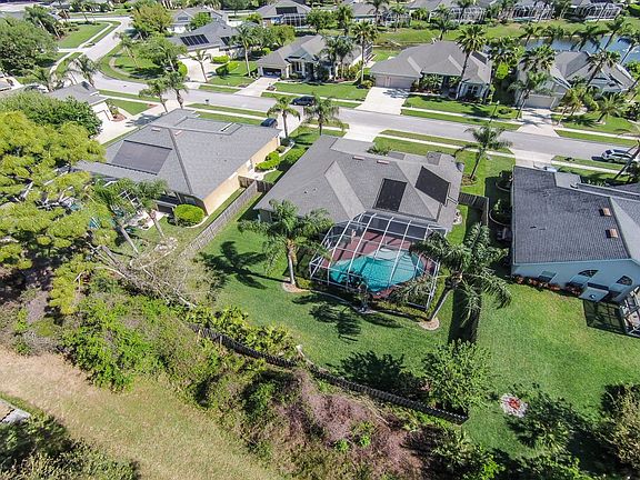 2nd image of 1314 Crepe Myrtle Ln