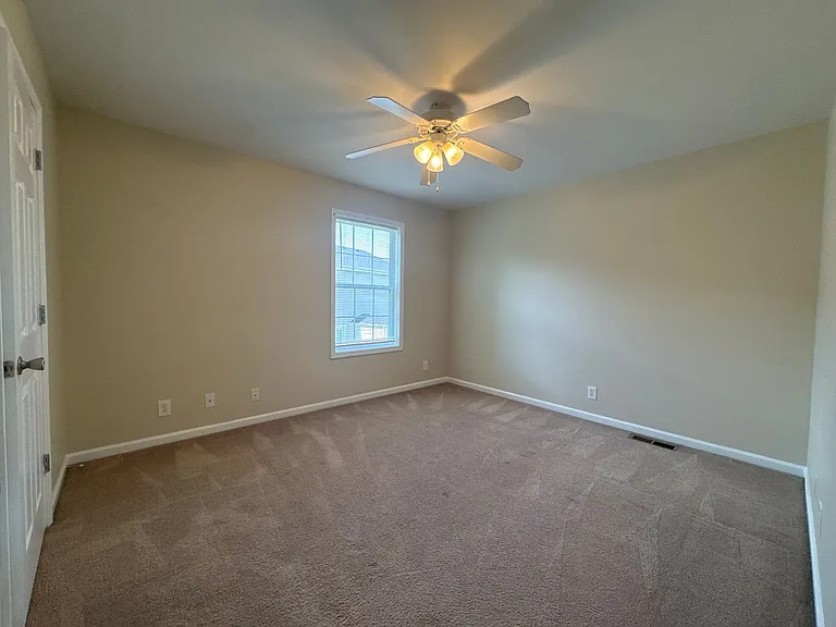 244 Executive Ave #HOA — Photo 10