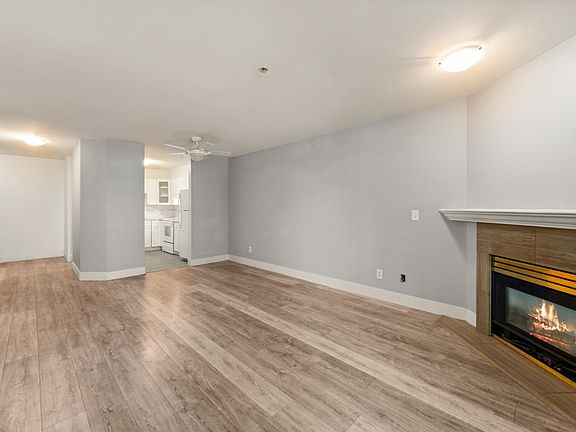 3rd image of 4758 53rd St #109