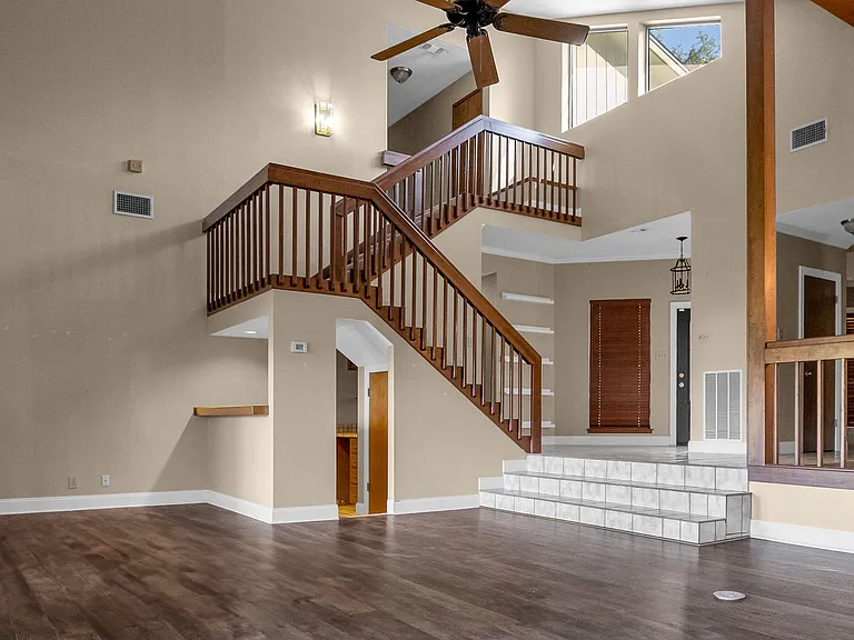 306 Country Wood Dr — Photo 22